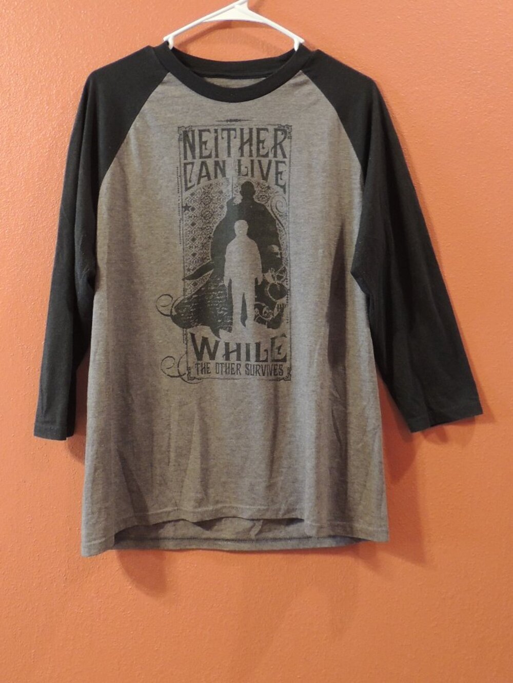 Harry Potter Shirt Wizarding World Universal Woman Medium Gray Black Shirt